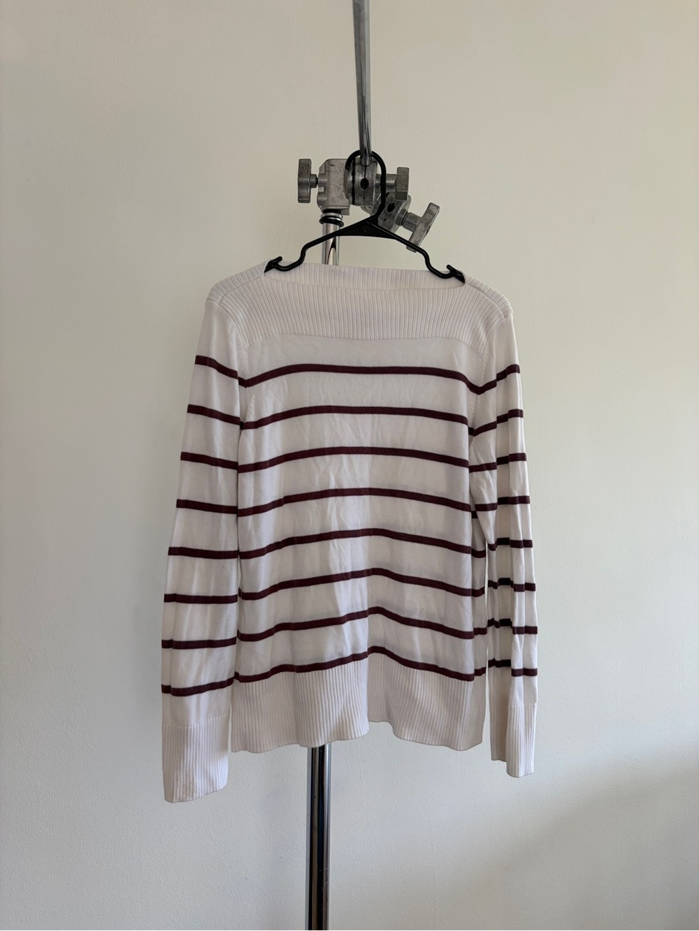 Chaps White Crewneck Sweater with Maroon Stripes